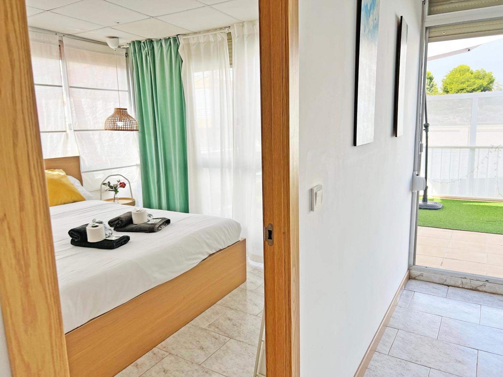 Atico Frente Al Mar 2 Terrazas Barbacoa Y Parking Sujeto A Disponibilidad Leilighet El Campello Eksteriør bilde